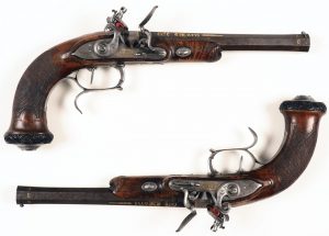 Pistolets après restauration vue de face