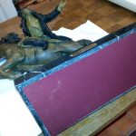 Feutrine sous le socle